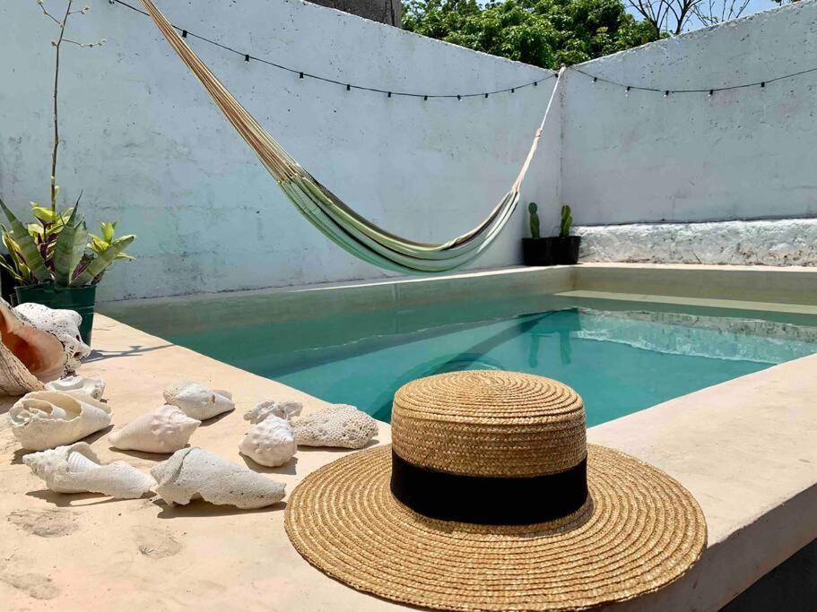 Casita Azul Colonial En El Centro De Merida. Exterior foto